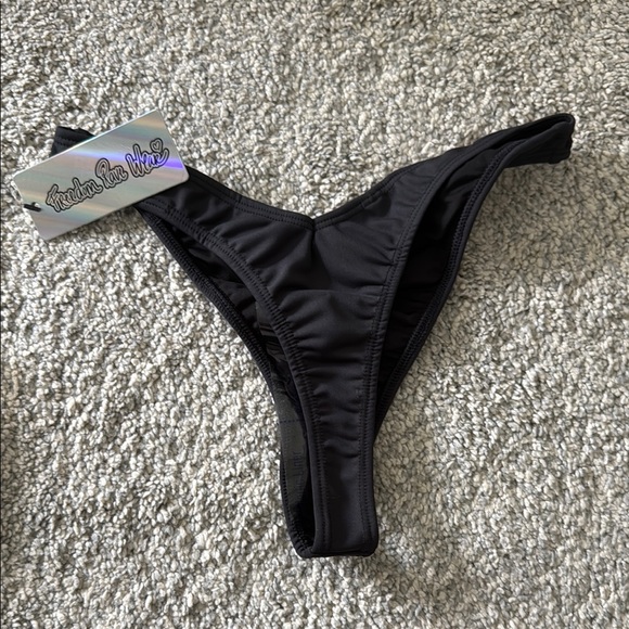 Freedom Rave Wear Bottom - Picture 2 of 2